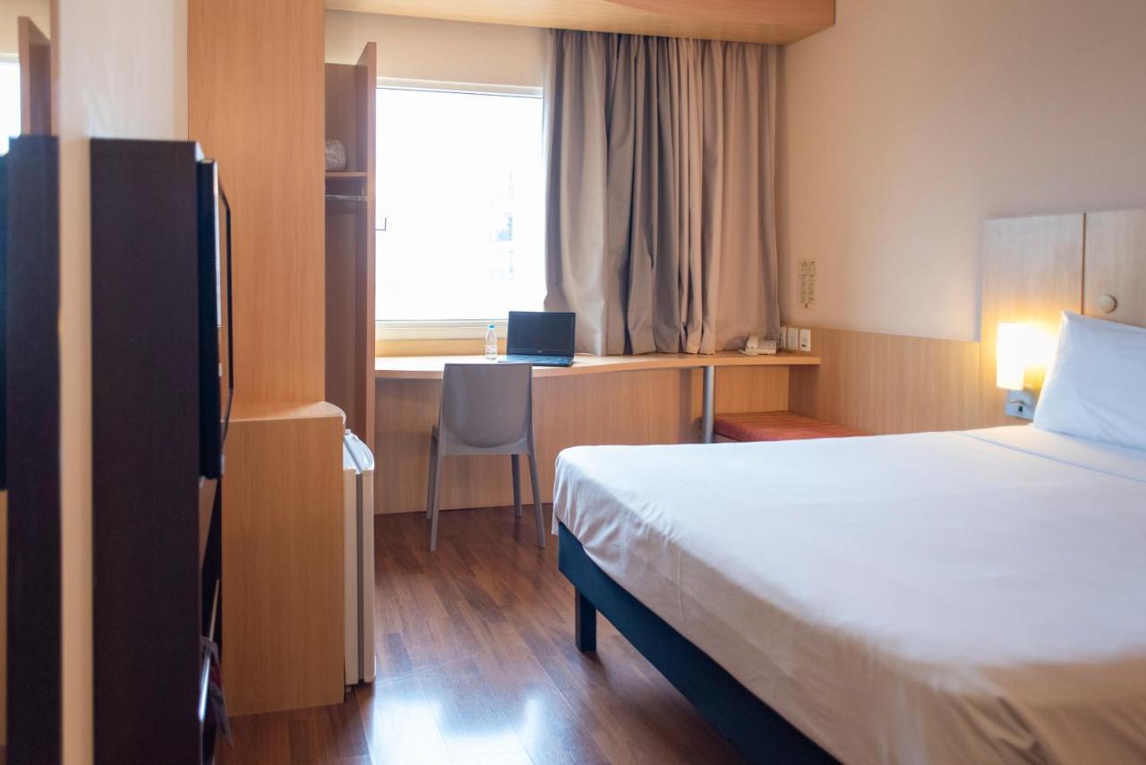 Отель Ibis Sao Paulo Barra Funda Экстерьер фото