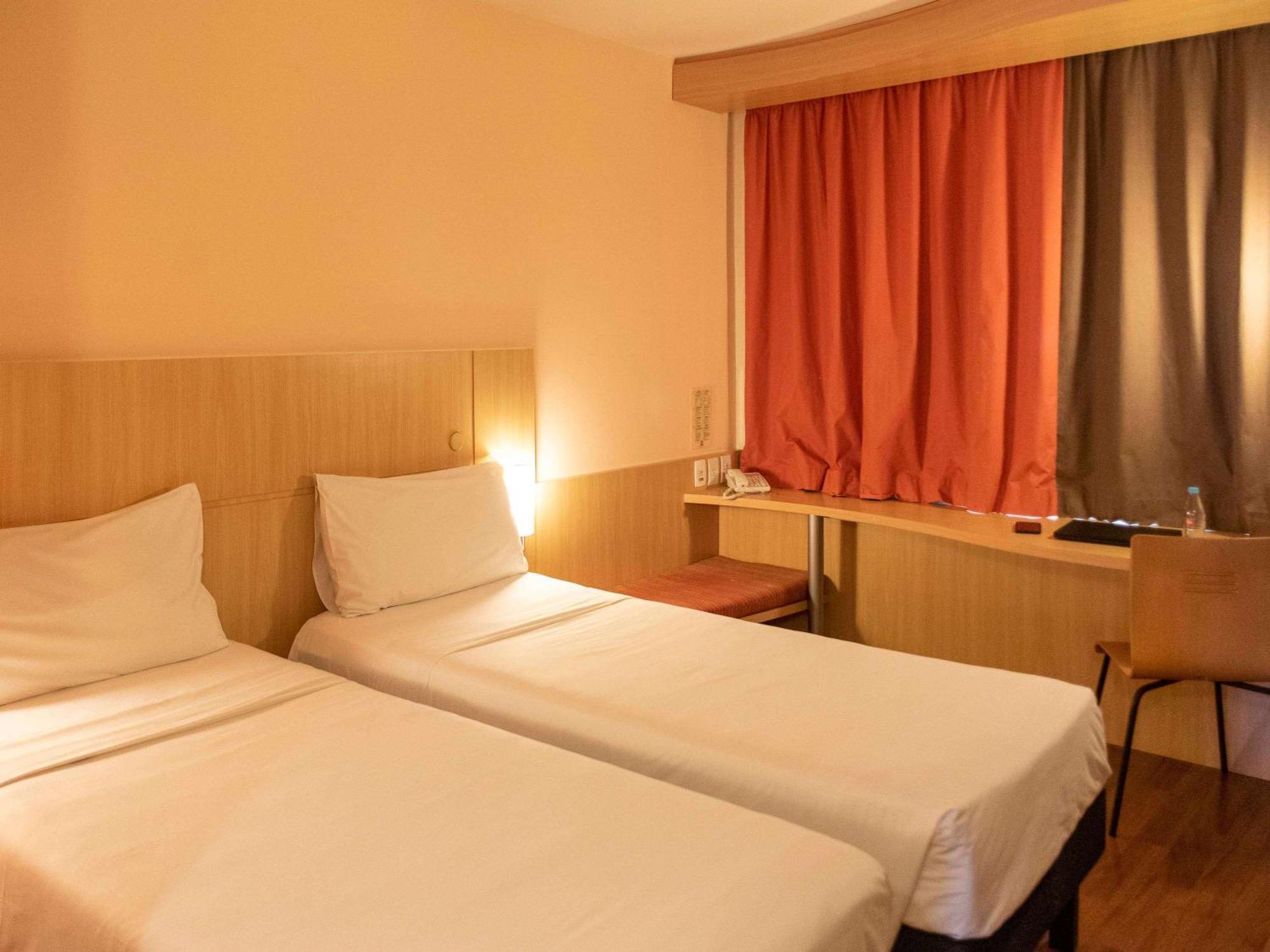 Отель Ibis Sao Paulo Barra Funda Экстерьер фото