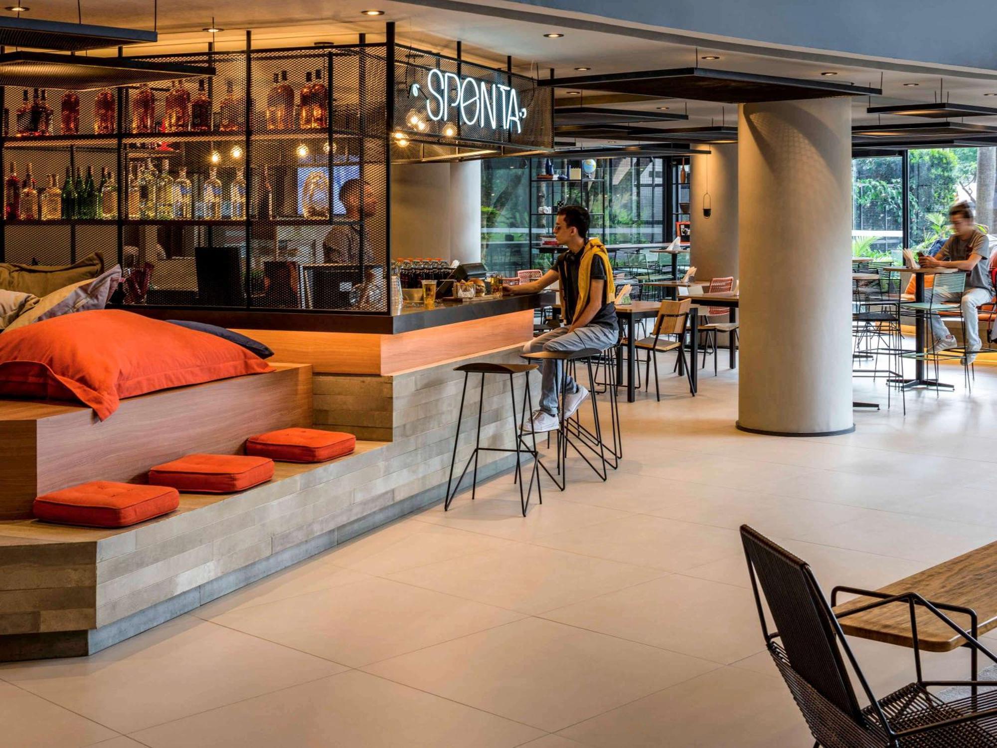 Отель Ibis Sao Paulo Barra Funda Экстерьер фото